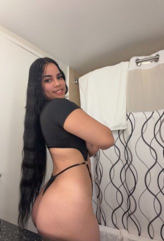 Elizabet (Cuban) FaceTime Verified — Incall/Outcall & OnlyFans - 1
