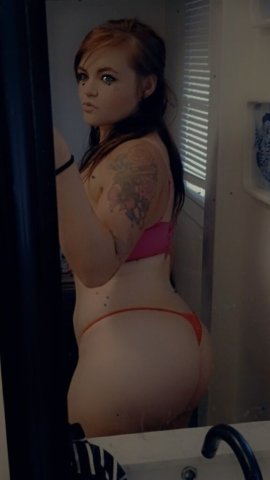 Bakersfield CA Blonde MILF Escort — Dinner dates, GFE, overnights - 1