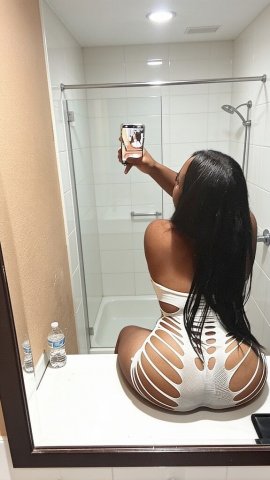 Oakland East Bay Female Escort — Incalls, Outcalls & Car Fun - 1