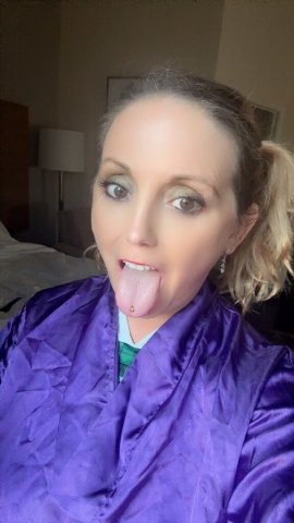 San Marcos TX Fun-Sized Escort — Pierced 32DDD (Text Verification) - 1