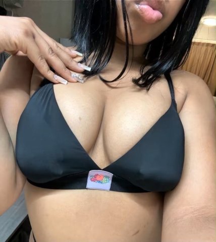 Hot Colombian Escort in the Bronx — Available Now 24/7 - 1