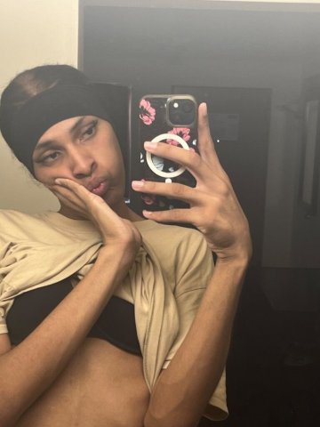 Long Island Female Escort — massages, DomFetish, party fun - 1