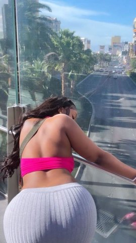 Omaha Escort — Incalls & Outcalls (Verification + Strict Terms) - 1