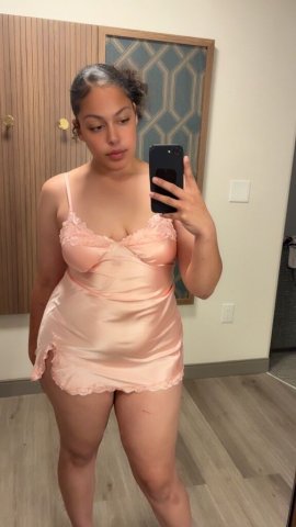 Amber — Discreet Outcall Female Escort in Yakima, WA (Upscale, Unrushed Service) - 1