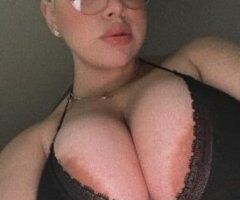 Puerto Rican Mami — In-Call, Feet Fetish (Serious Men) - Image 3