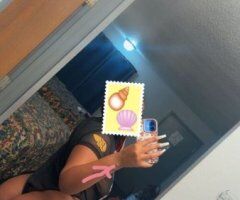 Kansas City escorts - Kansas City Female Escort — Private Distraction Sessions