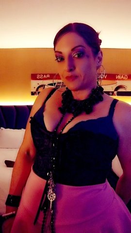 Roseville Incall Only Female Escort — BBBJ/QV & Full Service QV - 1