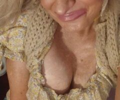 Lori — St. Louis Female Escort - Image 4