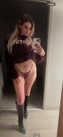 Val (35) — Latina MILF, Incall in Cypress - 1