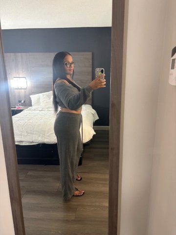 Hazel (21) — Chico CA Female Escort (Incalls & Outcalls) - 1