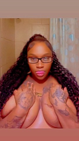 Toledo Female Escort — Facetime Shows, Sell Content, Overnights - 1