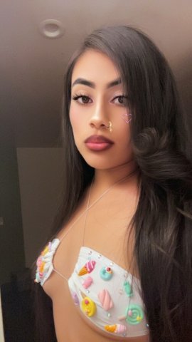 Petite Escort in Portland: OFs & Snap Private Story - 1