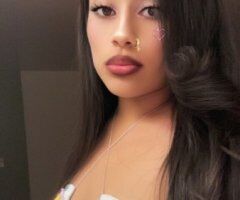 Portland escorts - Petite Escort in Portland: OFs & Snap Private Story