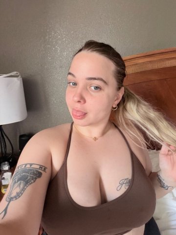 Charlotte NC Cuban Mami Empress Female Escort — 26 - 1