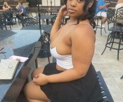Upscale, respectful female escort in Akron (condom only) - Image 2