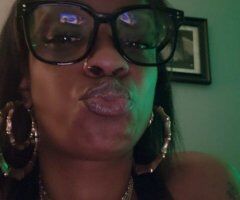 Los Angeles CA Slim 5'4 120 lbs Female Escort — 100 or 200 Roses (Incall) - Image 4