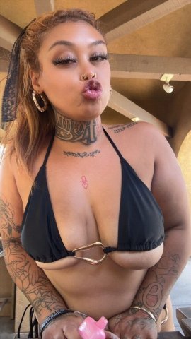 San Diego Female Escort — 5'1 and discreet GFE with Facetime - 1