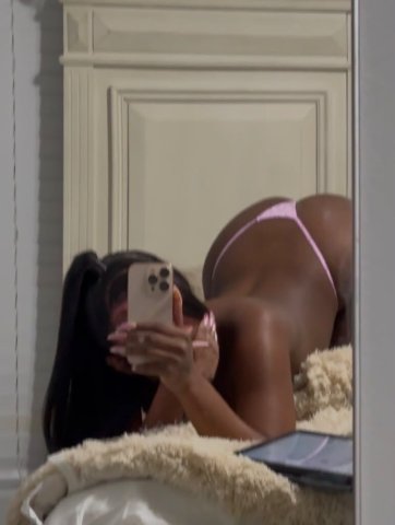 Nashville Female Escort — Outcalls & cardates only - 1