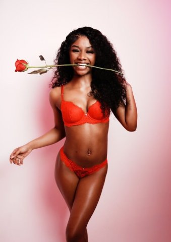 Spokane Female Escort for Upscale Outcalls & FaceTime Verification - 1