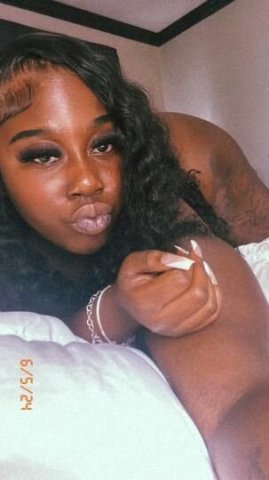 Lawton Female Escort — Incalls, Outcalls & Car Dates - 1