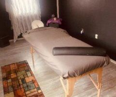 Boston Massage Companion (Half-Hour or Hour) — Aromatherapy, Discreet Full Service - Image 3