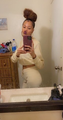 Deepthroat Specialist in Las Vegas — Tight, Wet Pussy Services (21+) - 1