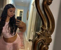 Queen NAVII — Luxury Companionship, FaceTime Verification - Image 2