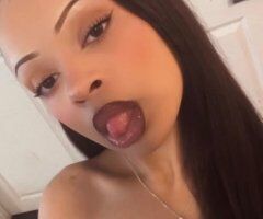 Tacoma Female Escort — Incall Room Visits & Outcall - Image 5