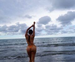 Honolulu Female Escort — Short visit for a couple days - Image 2
