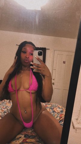 Fresno Female Escort — Fetish-Friendly Incalls/Outcalls (Deposit Required) - 1