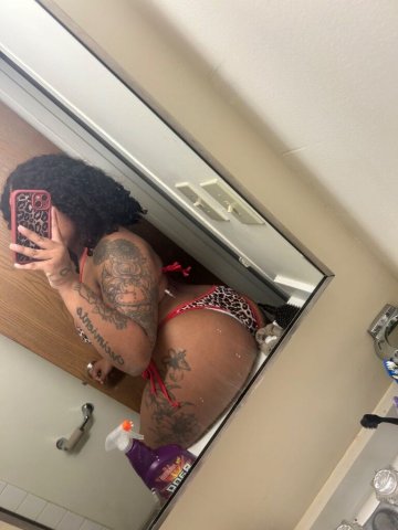 Detroit Outcalls Only — Thick Tatted Dominican & Black - 1
