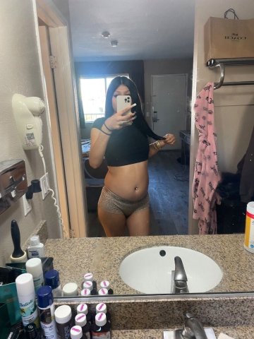 Renee — Slim Outcalls & Content Shows Tonight (FT) - 1