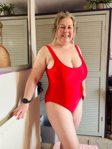 San Mateo CA 46-Year Mom — 69, GFE, VIP overnights (incall/outcall/car) - 1