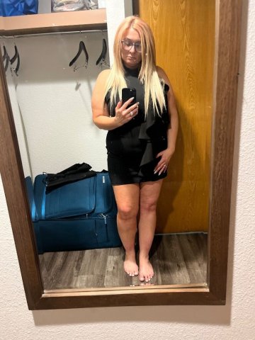 Upscale Mature Female Escort in Clarksville — Incalls in Oak Grove (KY) - 1