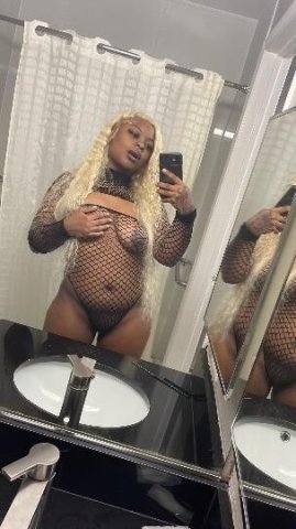 New Orleans Female Escort — wet & hot fun with wet mouth - 1