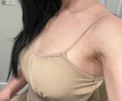 Colorado Springs escorts - Colorado Springs Asian Escort — 15-Min QV, Hourly, and 2-Pop Sessions