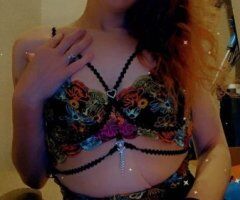 Everett Female Escort — Outcalls Only, Sub/Dom & Kink-Friendly - Image 2