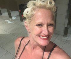 Las Vegas escorts - Early Bird Special Wake-Up Call (Before 10am) — BBBJ Included
