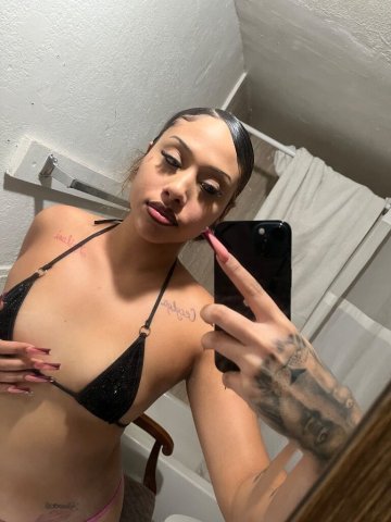 Slim Thick Latina Escort in Prescott — Sloppy Blowjob & Bomb Backshots (20) - 1