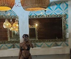 Wynn — Fake Tits, Real Pics & Personality (No Outcalls) - Image 3