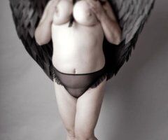 Northern Virginia DC THICC busty curvy redhead escort - Image 7