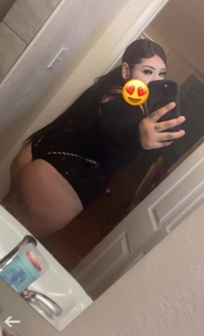 Curvy Latina Female Escort in Las Vegas (Incall/Outcall/Cardate) - 1