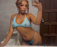 Pretty Petite Female Escort — In-Call Specials in Richmond - Image 2