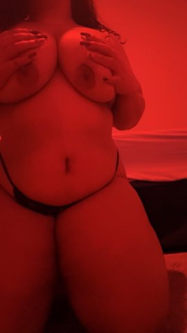 Indianapolis IN Female Escort — QV & HHR - 1