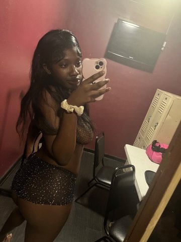 Petite Chocolate Young Woman Incalls Only (18) - Clean & Safe Dallas - 1