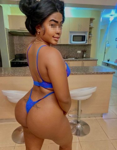 Charleston SC Submissive Female Escort — Full Service Strip Tease - 1