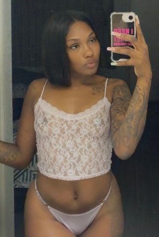Charlotte NC Female Escort — Outcalls, 2 Girl Specials & Oiled Massages - 1