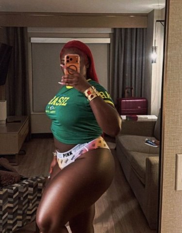 Cincinnati Female Escort — Incalls Hosting in Sharonville - 1