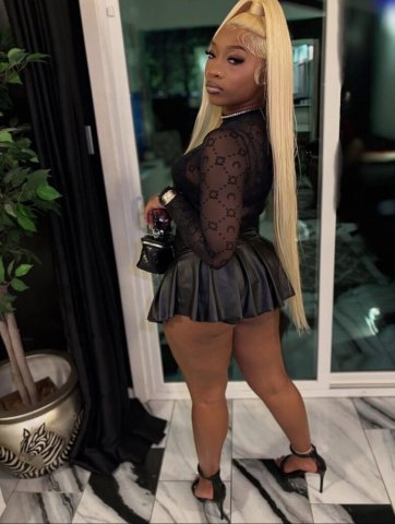 Miami Female Escort — In-Call Preferred, Facetime Verify - 1
