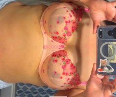 Houston, TX Female Escort — Out Calls Only - Image 2